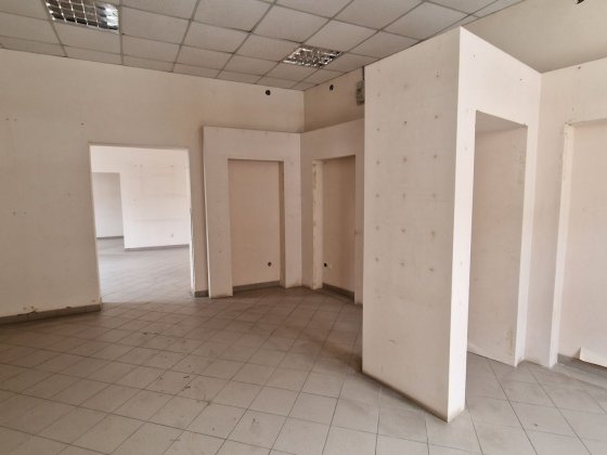 Здається комплекс 1-2поверх приміщення вулиця. Заводська Чернівці