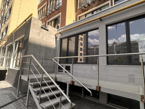 Оренда комерція вул. Г. Полуботка Чернігів