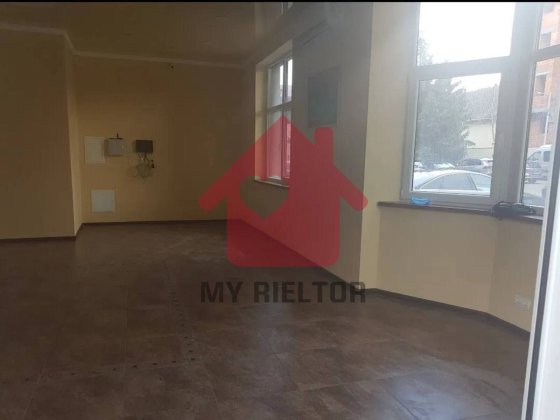 Лови чудову оренду приміщення у центрі міста! Ужгород