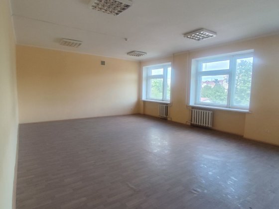 Здається приміщення 500м2 вул Грушевського - Благовісна Черкаси