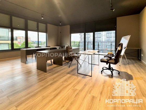 Оренда офісу з ремонтом у новобудові біля парку, пору Центр Ужгород