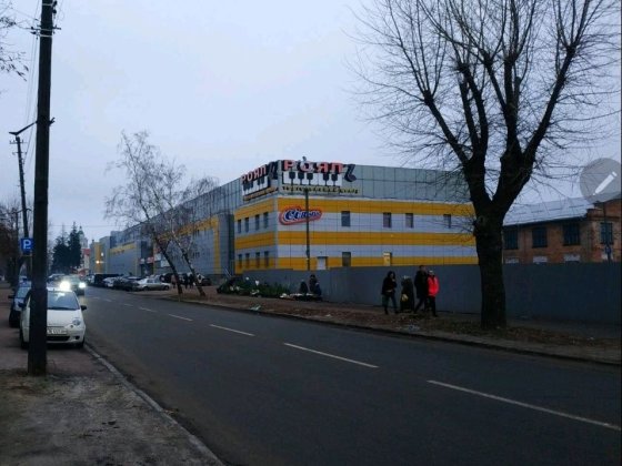 ОРЕНДА приміщення магазина поруч -" Сельпо " Чернігів