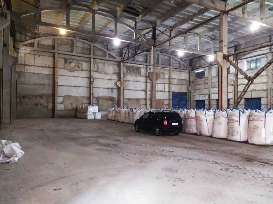 оренда складу (виробничого приміщення) площею 2600 кв м Чернівці