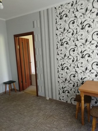 Здаю терміново  2 сумісні кімнати, або продаюу гуртожитку - фото 1