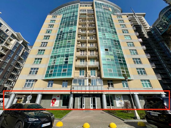 Без%Окремий вхід.Офіс.Магазин.Представництво.ЖК Тріумф,Звіринецька Киев