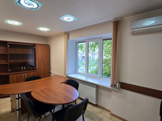 Кловська. Фасад. Оренда Киев