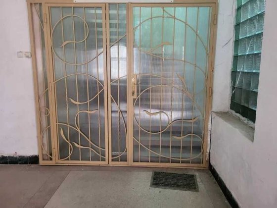 ОРЕНДА - Будівля - адмінуправління 2-й поверх, 333,5 м2. м. Ужгород Ужгород