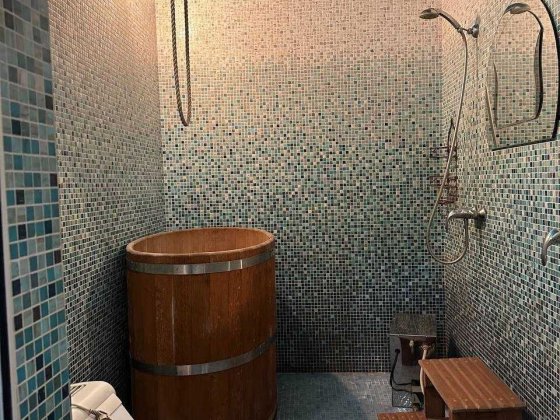 Дворівневе  приміщення для СПА-комплексу з басейном та сауною Черновцы