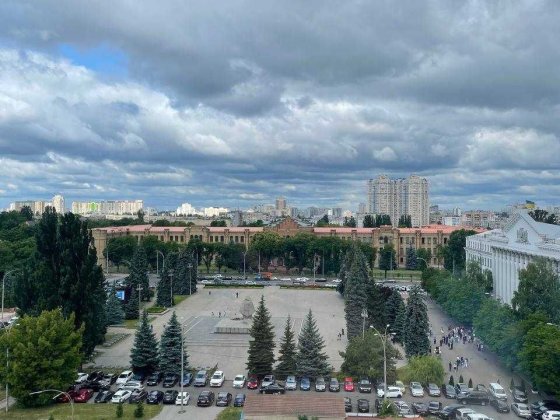 Оренда великого офісу на Солом'янській площі Київ