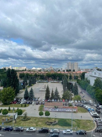 Оренда великого офісу на Солом'янській площі - фото 1