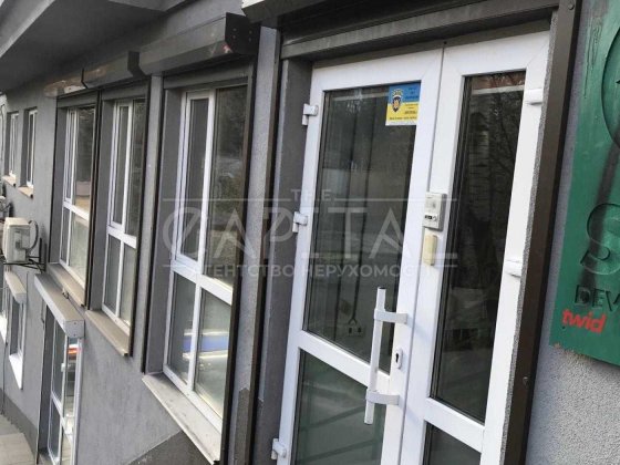 Оренда офісу 195м2 з терасою на даху Солом'янський р-н. Киев