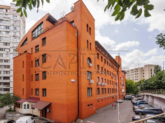 Оренда Офіс Київ, Шевченківський р-н, вул. Дегтярівська, 33, 220 м2 Киев