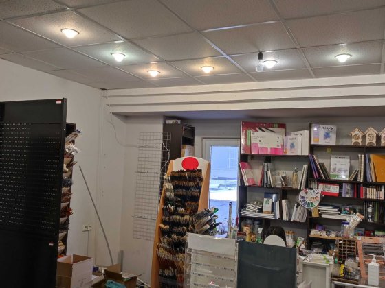 Сдадим торгово-офисное помещение рядом с метро Почайна. Київ