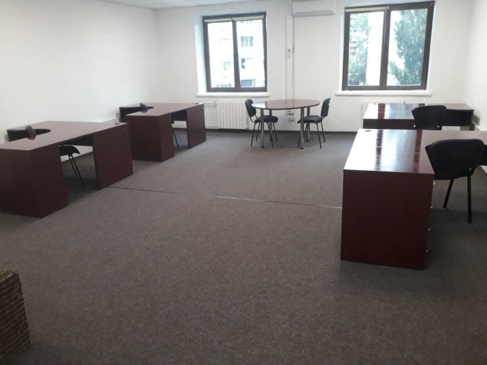 Офісне приміщення 56 кв.м, генератор, від власника - фото 1