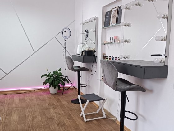 Оренда для бровіста/візажиста/ майстра по зачіскам Черкаси