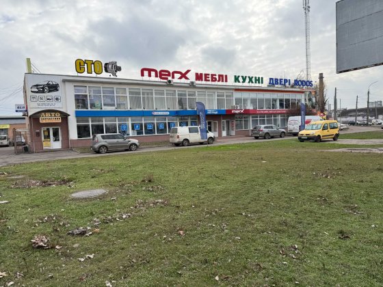 Оренда цокольного поверху в меблевому магазині р-н Літака Черкаси
