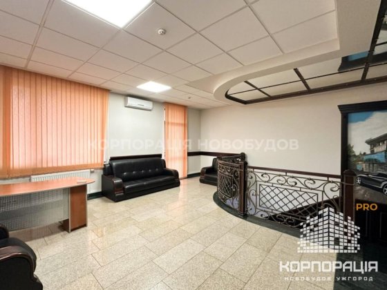 Центр! Оренда офісу з ремонтом, поруч пл.Народна, набережна Ужгород