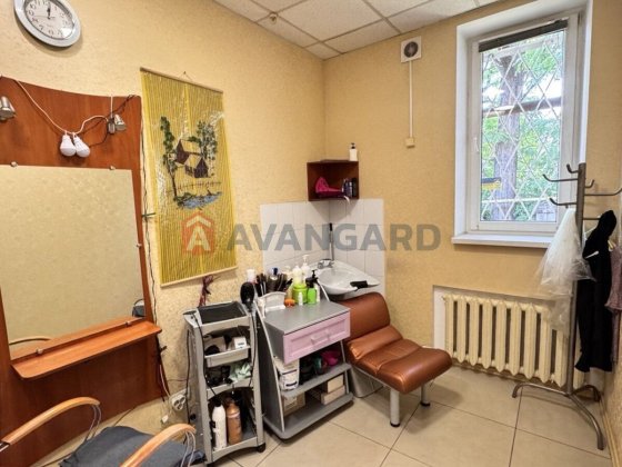 Сдам кабинет парикмахера в центре Дніпро