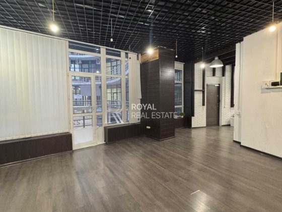 Оренда Офіс БЦ Хвиля Печерський р-н вул. Коновальця Євгена Київ 221 м2 Киев