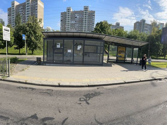 Аренда киоска / остановочного комплекса Пр. Правды 17 Киев