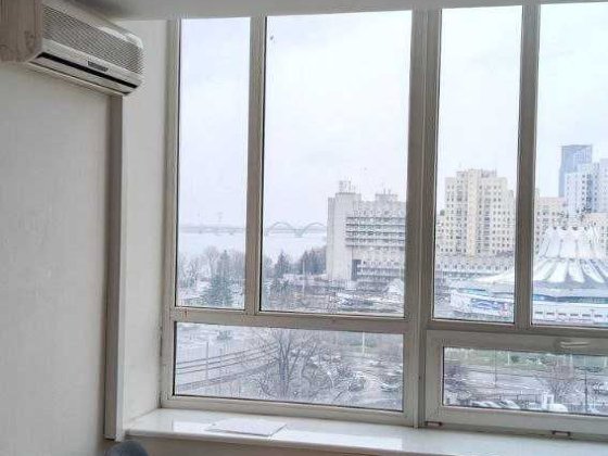 Аренда офиса от 40 до 200 м2. центр, возле Мост-Сити Центр. Свой! Дніпро