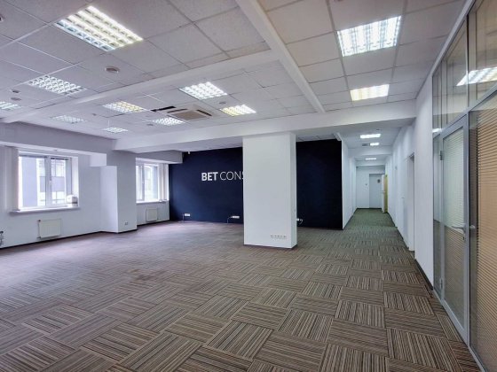 Оренда офісу 306,70 м² у Бізнес-центрі Форум Груп «Ділове містечко» Киев