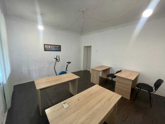 Сдам офис в центре  по адресу ул. Старокозацкая, 68! Днепр