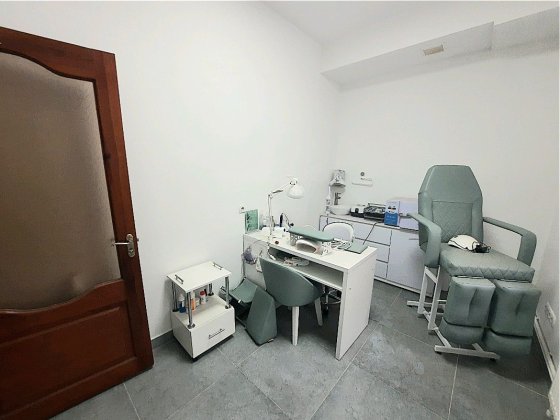 Вишенька. Площа S = 11 m2. Ремонт. Винница