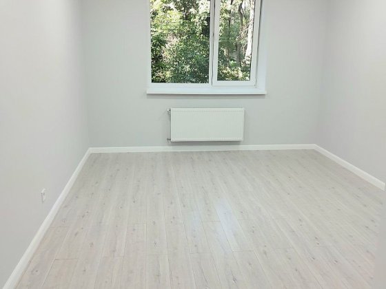 Поділля.Площа 50 метрів.Під салон.Оренда.Два кабінета.Більш Винница