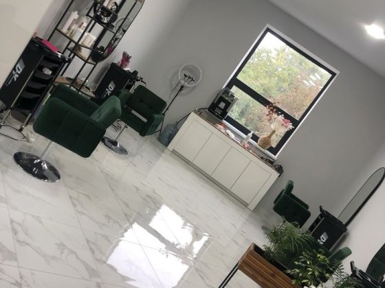 Здам в оренду робоче місце для перукаря, майстра кератину, стиліста Винница