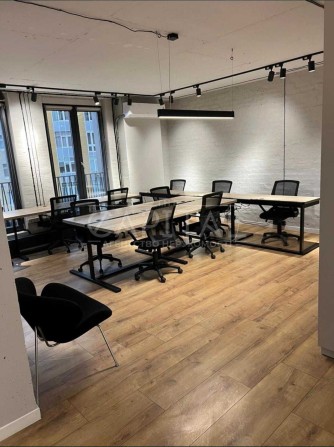 Аренда офиса 131м2 в ЖК New York Concept House, ул. Антоновича 74 - фото 1