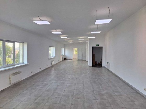 Оренда офісного приміщення 130м2, вул.Добровольского 1, м. Черкаси Черкаси