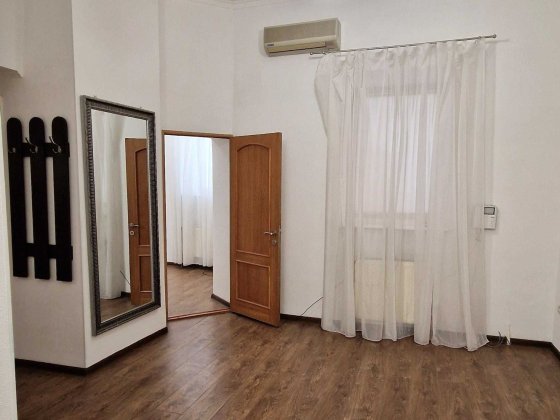 Сдам офисное помещение Центр, Мечникова, Воскресенская Дніпро