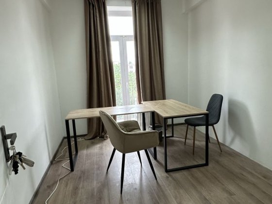 Аренда кабинета  ЦЕНТР/ Почасово/на мес,для психолога ,адвоката и тд. Дніпро