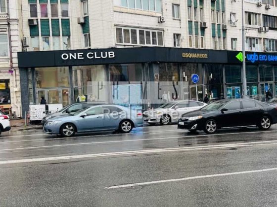 Оренда Фасад 225м2 Торгівельна площа DSQUARED2  вул. Басейна 11 Київ Киев