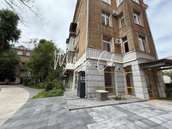 Аренда помещение 166 м2 центр пл. Соборная днепр Дніпро