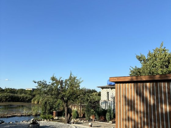 Летняя беседка на берегу реки Самара Дніпро