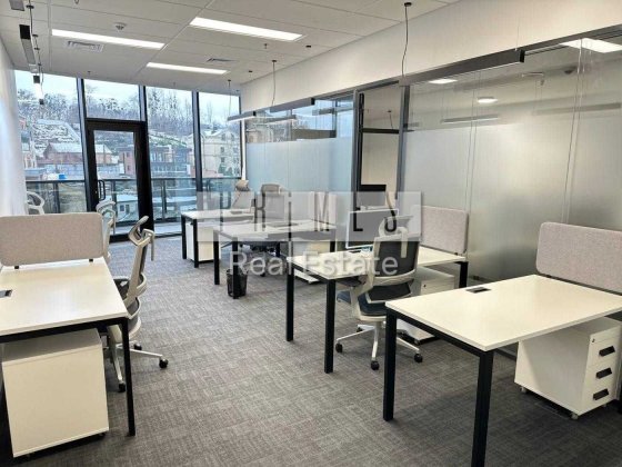 Оренда офісу, БЦ "IQ", вул. Болсунівська, 13-15 Киев