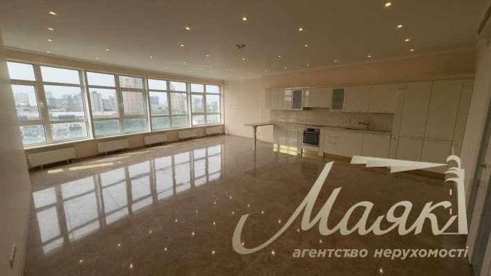 Аренда офисного помещения 200м2 в центре, Кловский спуск 7, Печерск - фото 1