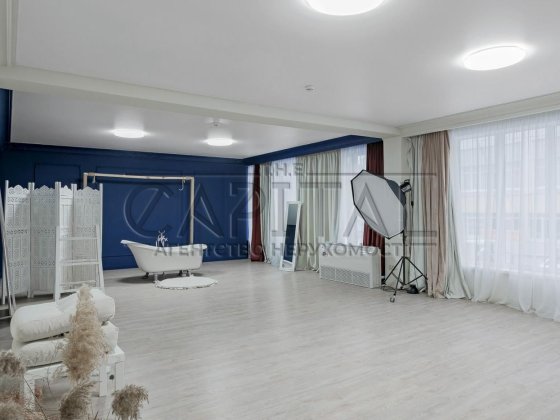 Оренда приміщеня 300м2, пр-т Василя Порика , Поділ Київ