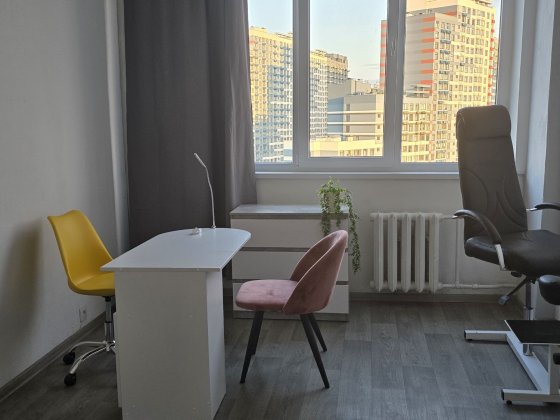 Оренда місця для майстра манікюра 10-15-30днів Киев