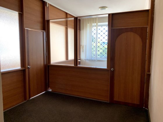 Оренда офісного приміщення біля Малинського ринку Житомир