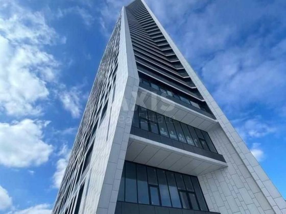 ЖК Манхеттен, Комерція Київ