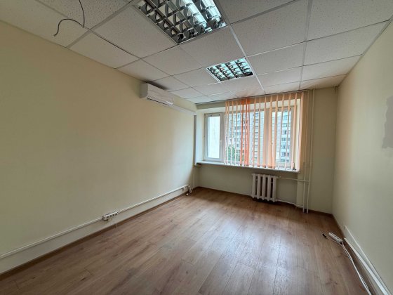 Здам офіс 107 кв.м, метро Житомирська, вул. Ореста Васкула 8а. Київ