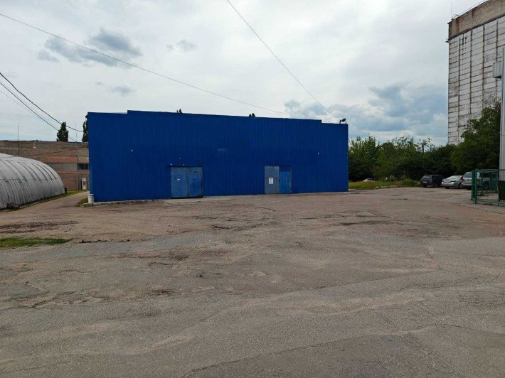 Оренда окремо розташованої будівлі 600 м² - фото 1