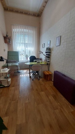 Оренда двокімнатного офісу в центрі 19м2 - фото 1