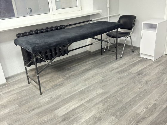 Оренда кушетки, робочого місця для майстра з нарощування вій Житомир