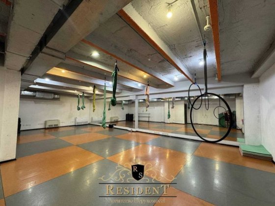 140 м2 в центрі міста Дніпро