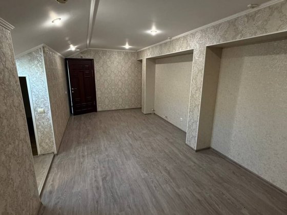 Здам приміщення в центрі міста10000 Житомир