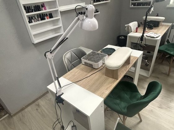 Робочее место мастеру маникюра